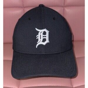 Detroit Tigers New Era 39THIRTY Hat - Navy Stretch Fit Cap - Size Small/Medium